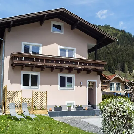 Appartement In Muhlbach Near Kitzbuhel Area
