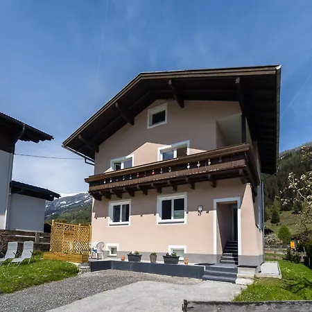 In Muhlbach Near Kitzbuhel Area Apartment